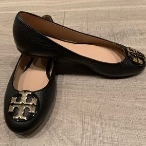 Tory Burch Claire flats SZ 7.5